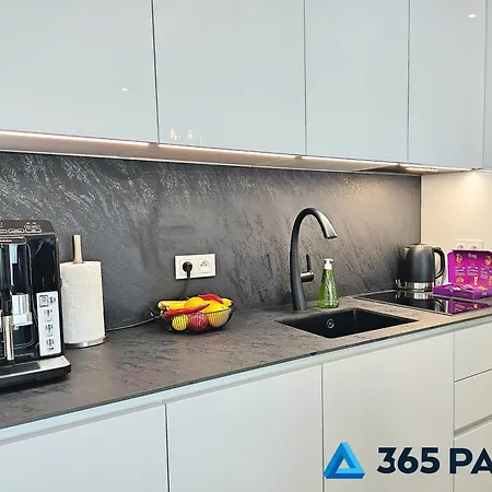 365pam - Silver Westin House - Parking, Basen, Jacuzzi, Sauna, Silownia, Plac Zabaw W Cenie * Kolobrzeg