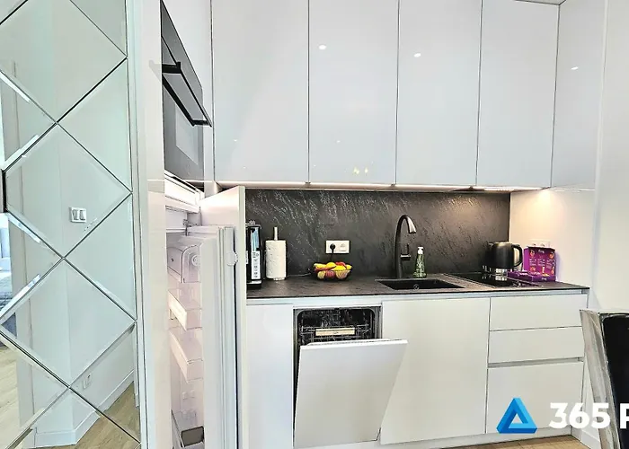 Apartment 365pam - Silver Westin House - Parking, Basen, Jacuzzi, Sauna, Silownia, Plac Zabaw W Cenie Kolobrzeg